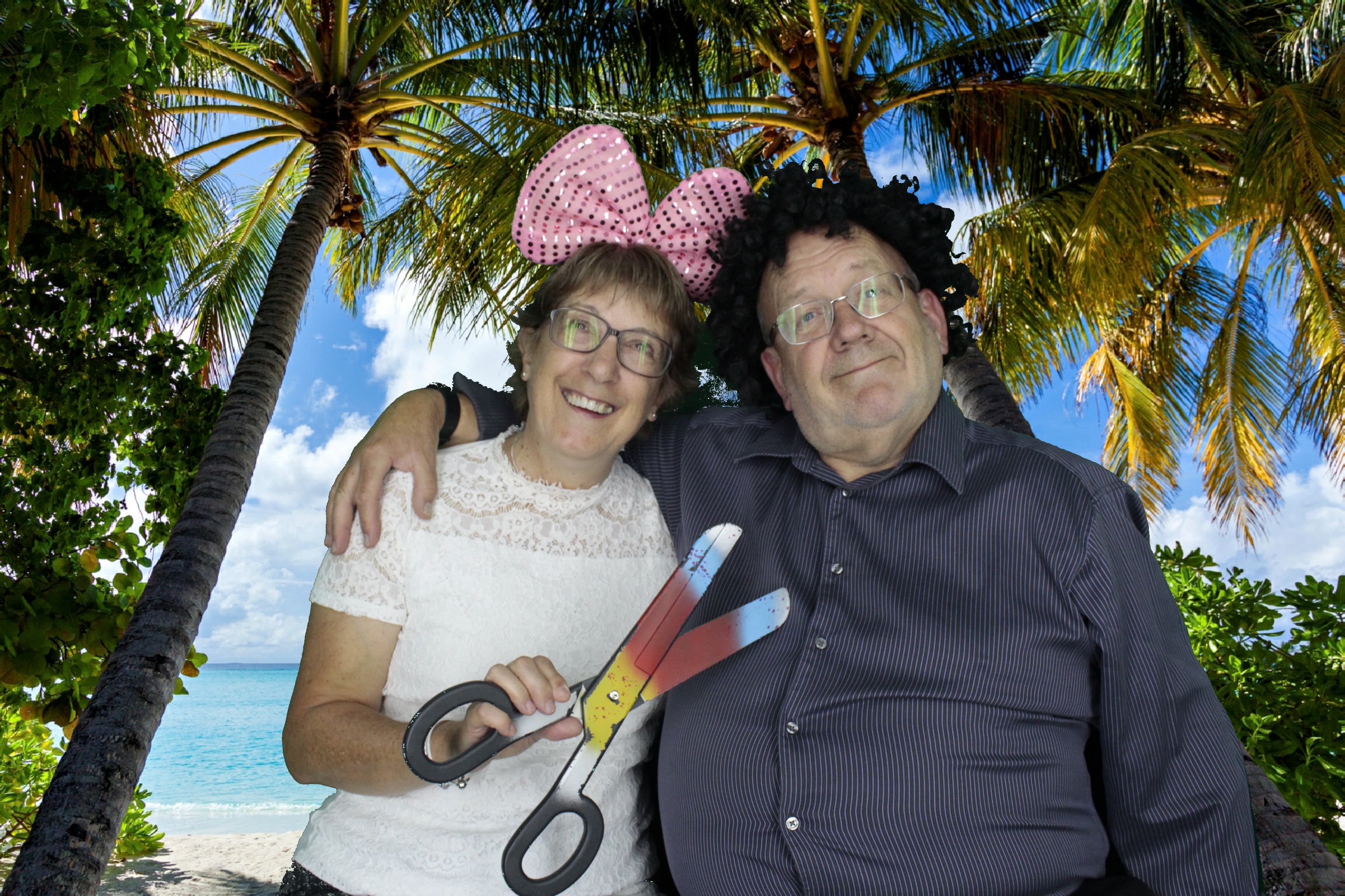 Nikki and Lance's Wedding | View more photos from the event at gallery.myphotoboothexperience.co.uk/u/MyPhotoBoothExperienceLtd/Nikki-and-Lances-Wedding